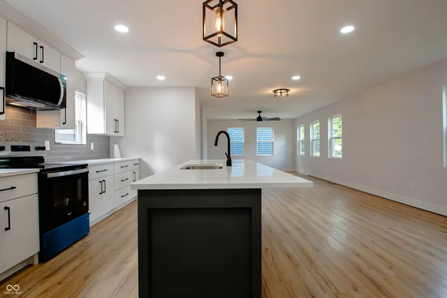 $394,900 | 1058 North Elder Avenue, Indianapolis, IN 46222