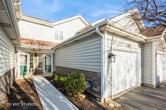 1146 Regency Drive Schaumburg, IL 60193 - Photo 1 of 8