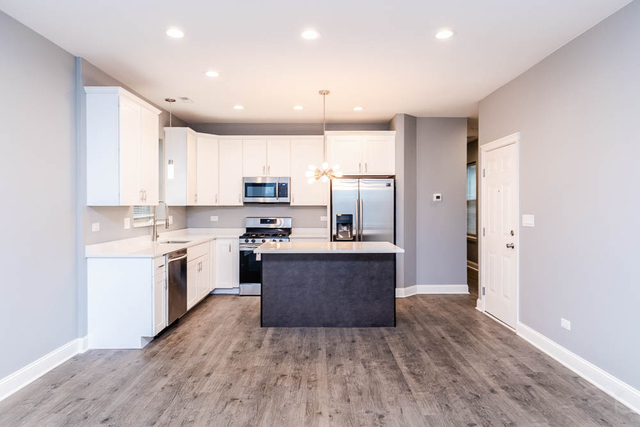 2258 West Cullerton Street, Unit 2 Chicago, IL 60608 - Photo 3 of 19