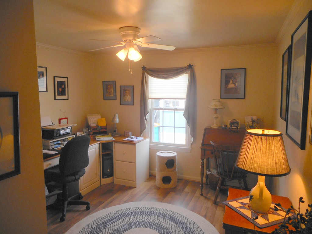 19 Castle Road Attleboro, MA 02703 - Photo 14 of 30 Gallery Image 14