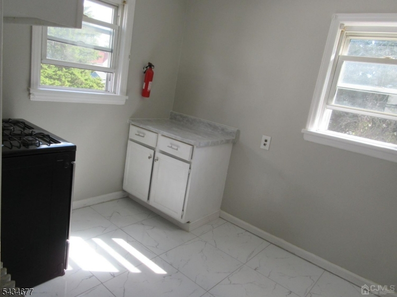 815 2nd Street, Unit 815B Dunellen, NJ 08812 - Photo 1 of 9