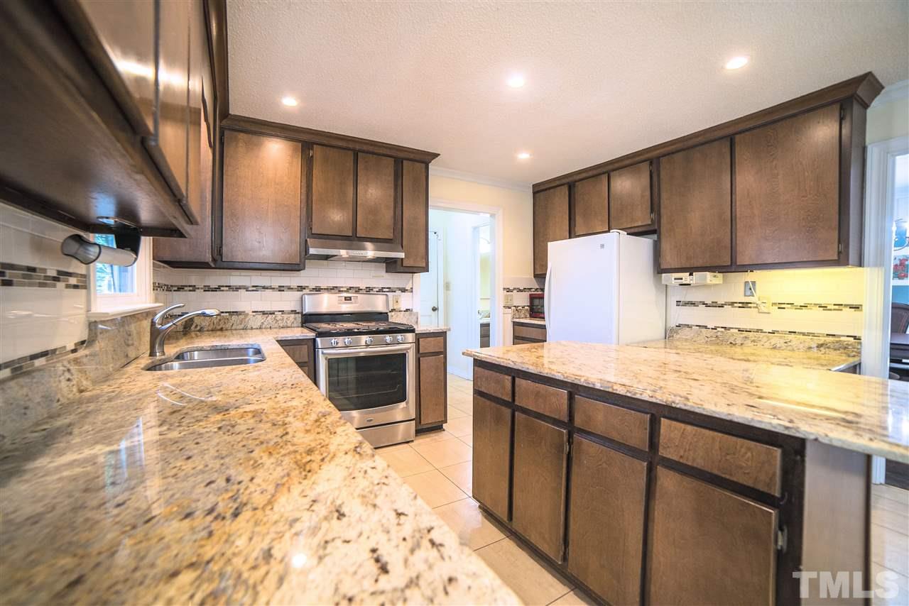 8009 Falling Leaf Court Raleigh, NC 27615 - Photo 14 of 29