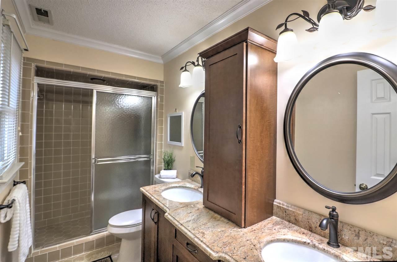 8009 Falling Leaf Court Raleigh, NC 27615 - Photo 18 of 29