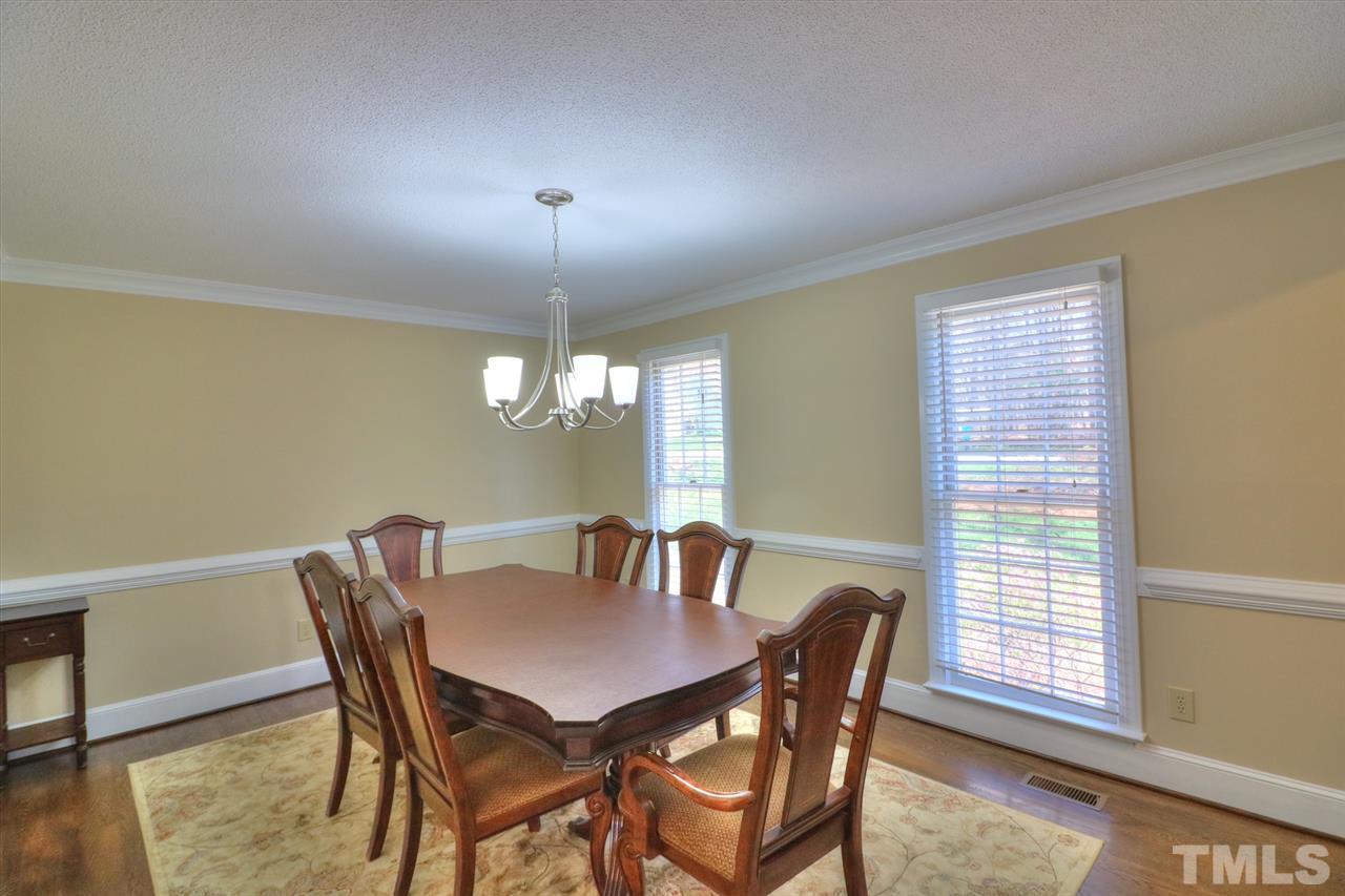 8009 Falling Leaf Court Raleigh, NC 27615 - Photo 3 of 29