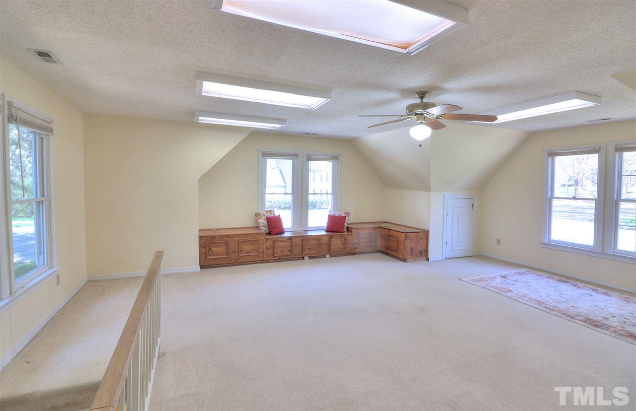 8009 Falling Leaf Court Raleigh, NC 27615 - Photo 25 of 29