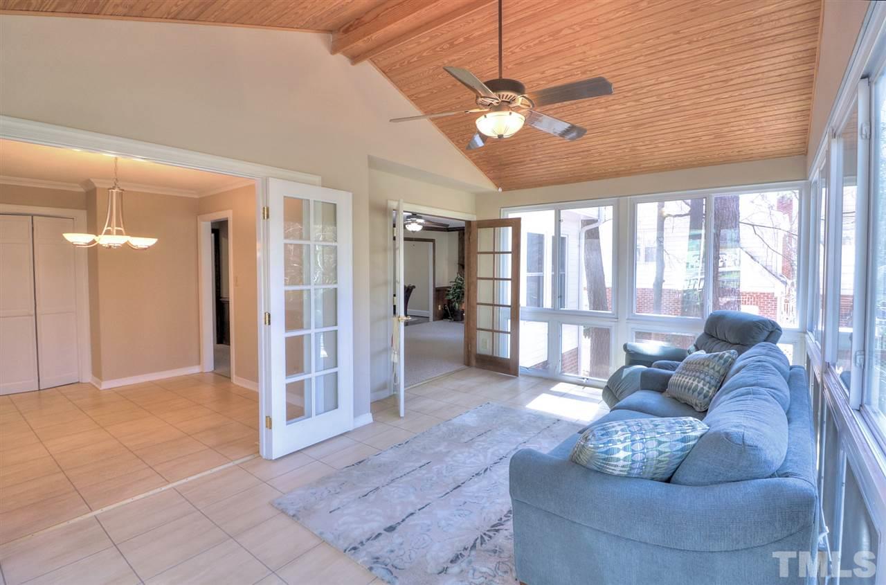 8009 Falling Leaf Court Raleigh, NC 27615 - Photo 10 of 29
