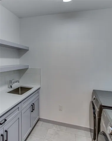 $599,900 | 21907 Shotts Drive, Spicewood, TX 78669