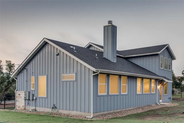 $599,900 | 21907 Shotts Drive, Spicewood, TX 78669