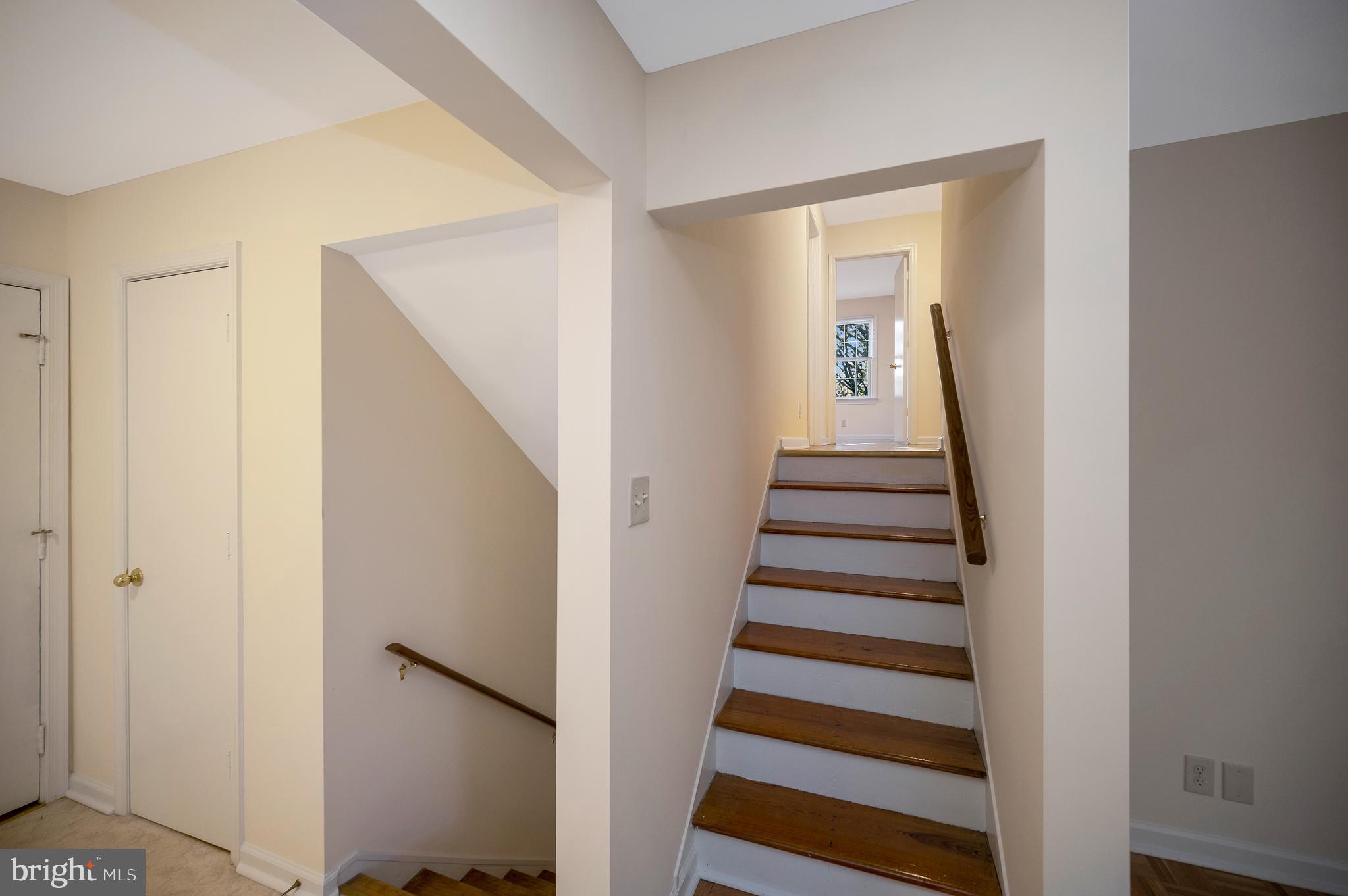 4 Randy Court Fredericksburg, VA 22407 - Photo 20 of 39 a view of a hallway with front door
