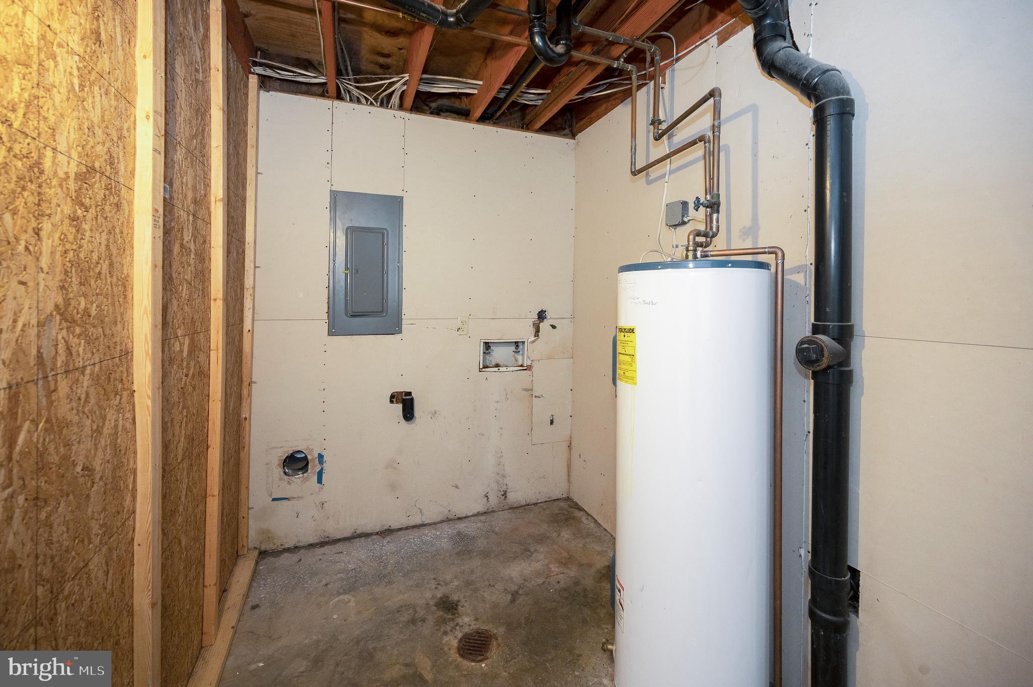 4 Randy Court Fredericksburg, VA 22407 - Photo 36 of 39 a view of utility room