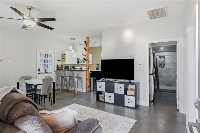 $269,000 | 7332 Hwy 59 Athens Tx 75751, Athens, TX 75751