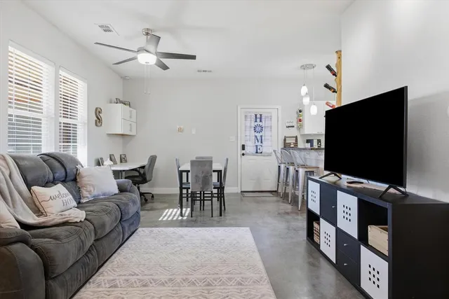 $269,000 | 7332 Hwy 59 Athens Tx 75751, Athens, TX 75751