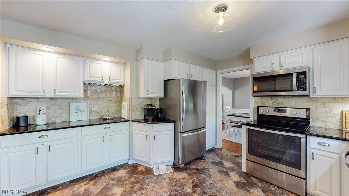 177 Durward Road Akron, OH 44313 - Photo 12 of 35