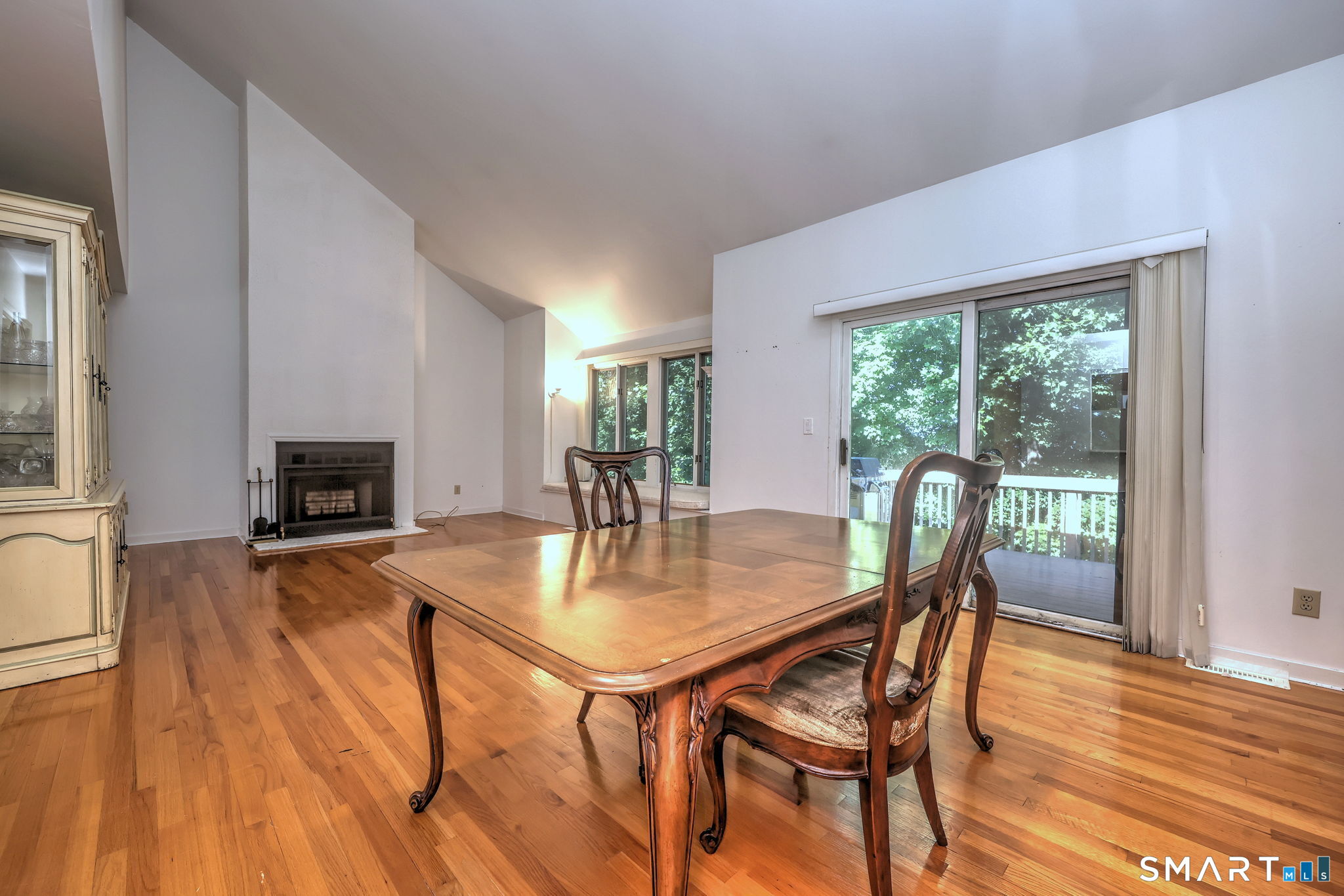 690 Forest Road, Unit 382 West Haven, CT 06516 - Photo 3 of 37