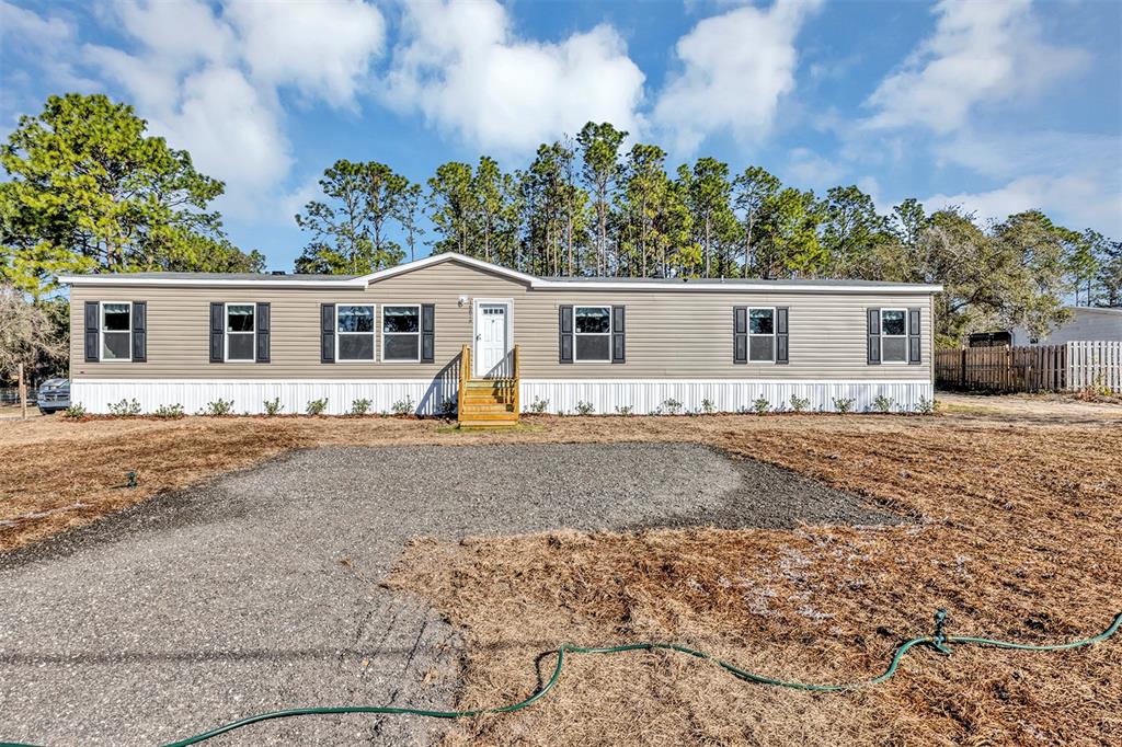 16879 Southwest 42nd Loop Ocala, FL 34481 - Photo 2 of 46