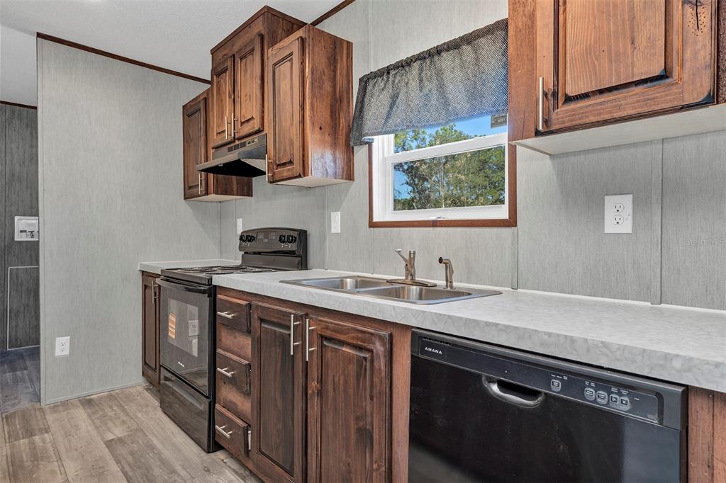 16879 Southwest 42nd Loop Ocala, FL 34481 - Photo 9 of 46