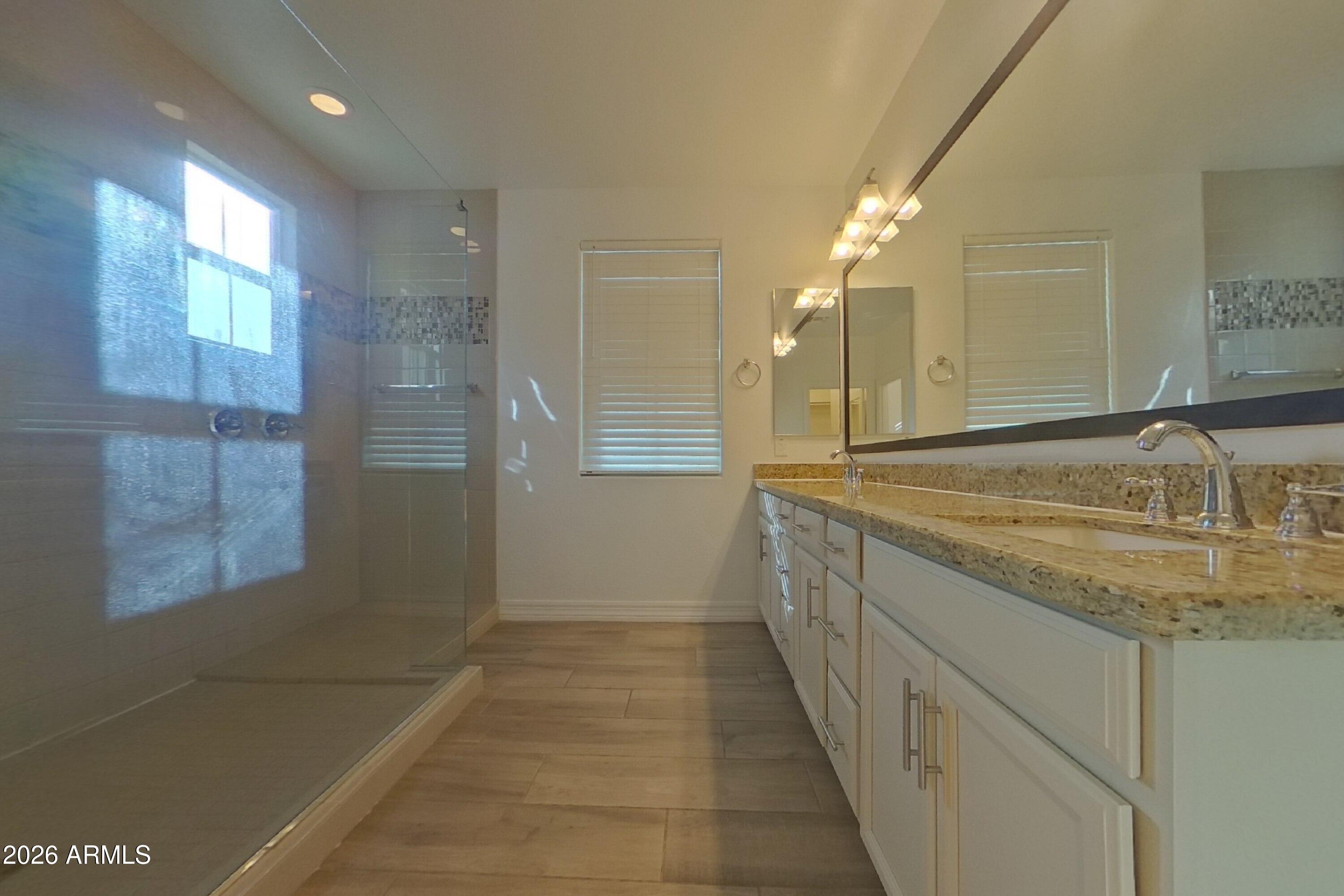 2467 North 149th Lane Goodyear, AZ 85395 - Photo 12 of 23 11_Image_qlzMptWp6w