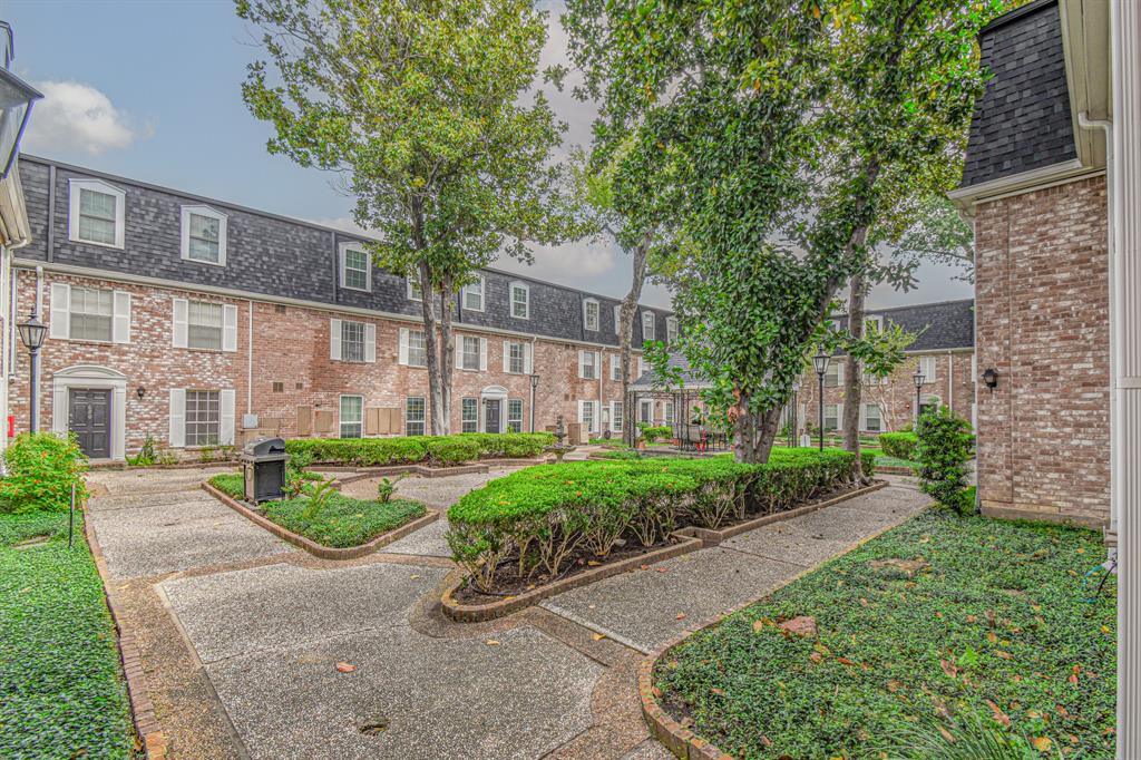 351 North Post Oak Ln Unit 707