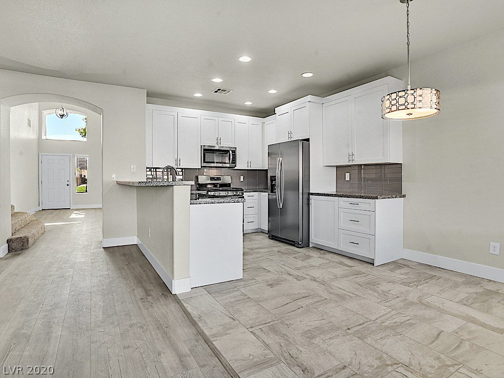 8004 Sky Ridge Road Las Vegas, NV 89128 - Photo 6 of 26