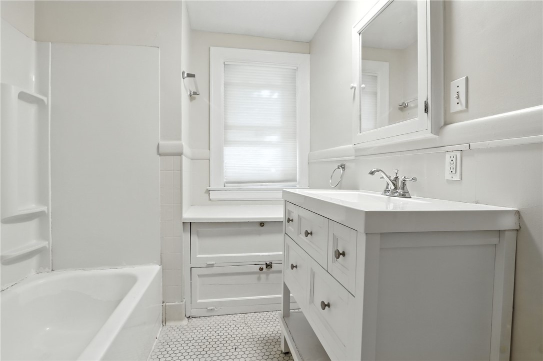 297-303 Dartmouth Street Rochester, NY 14607 - Photo 14 of 46