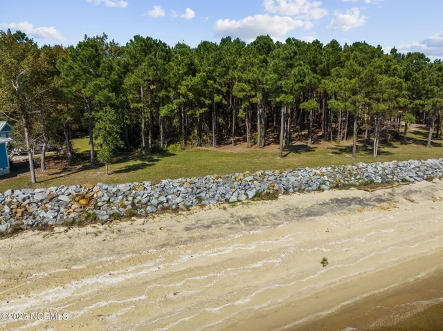 $339,500 | 15 Sandy Bay Drive West, Arapahoe, NC 28510