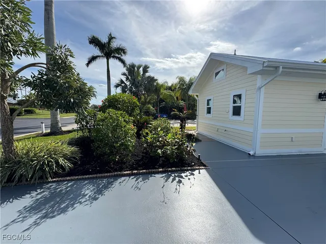 $299,000 | Lot 34-3005 West Riverbend Resort Boulevard, LaBelle, FL 33935