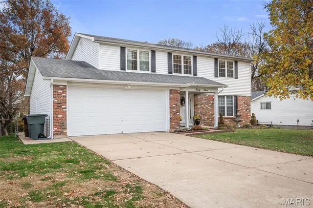$385,000 | 43 Lost Dutchman Drive, St. Peters, MO 63376