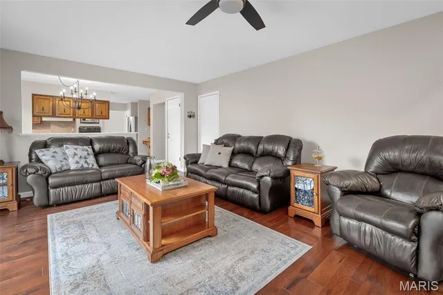 $385,000 | 43 Lost Dutchman Drive, St. Peters, MO 63376