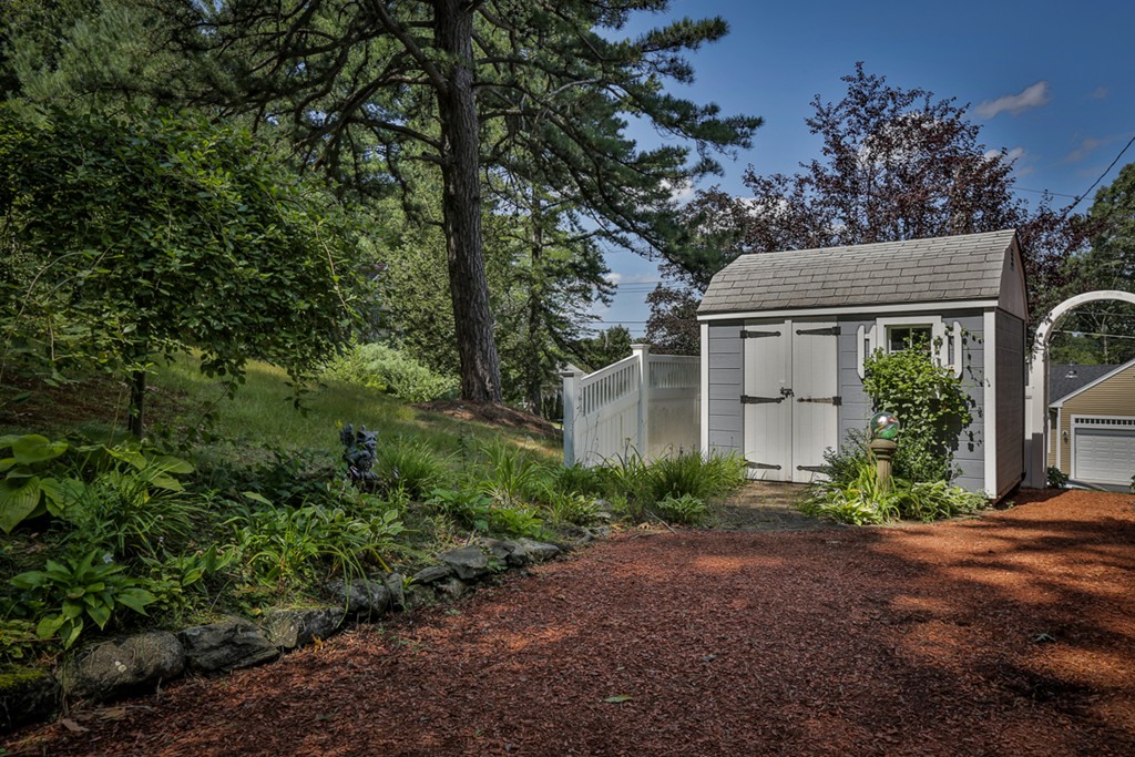 13 Silvermine Road Woburn, MA 01801 - Photo 8 of 29 a view of backyard of house with green space