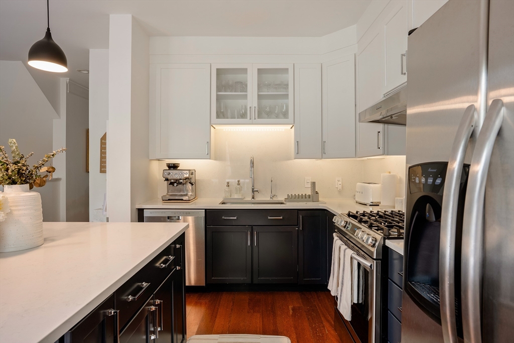 39 Cottage Street, Unit 2 Boston, MA 02128 - Photo 7 of 24