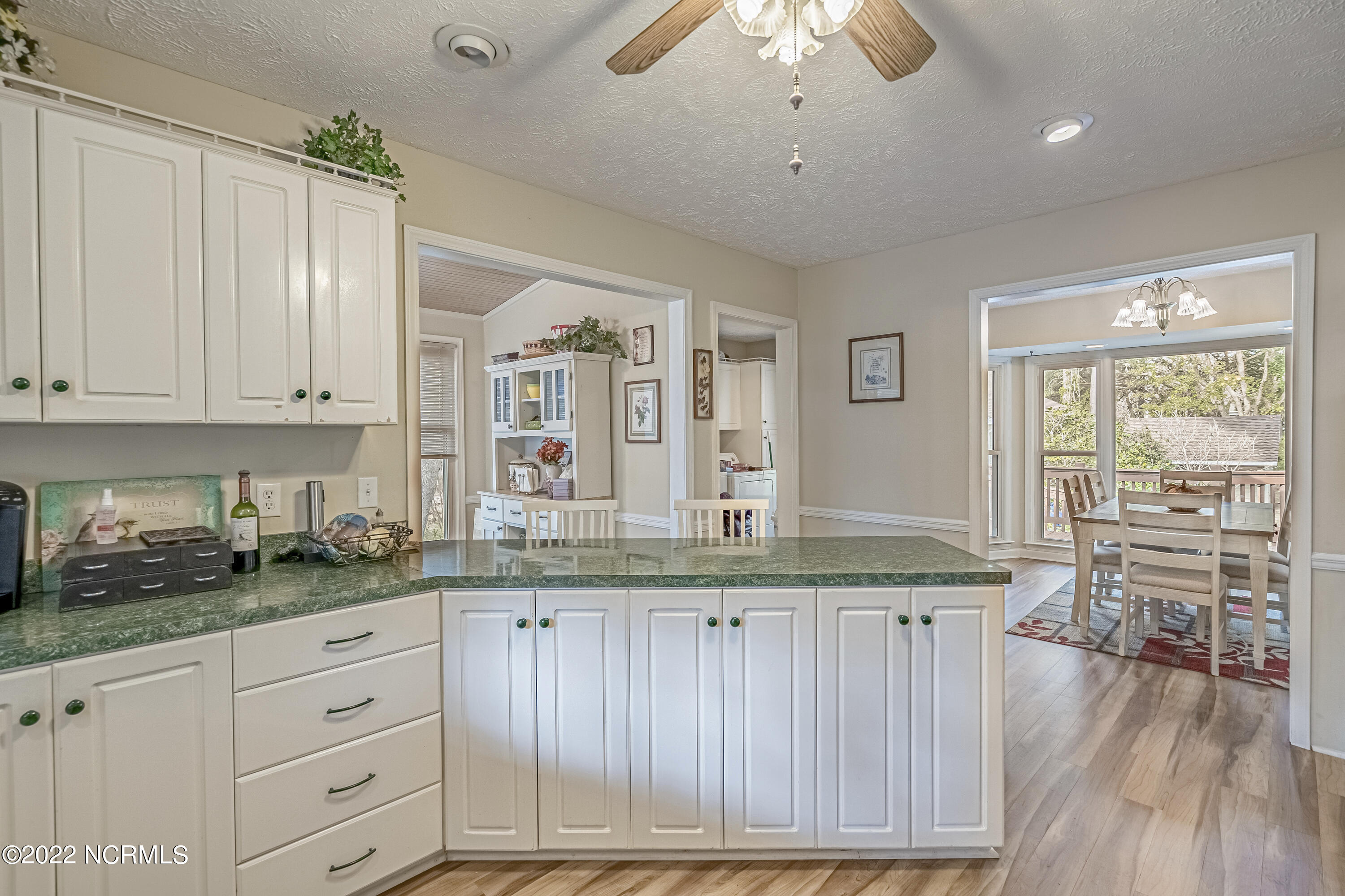 6824 Roberta Road Southwest Ocean Isle Beach, NC 28469 - Photo 14 of 37 Kitchen