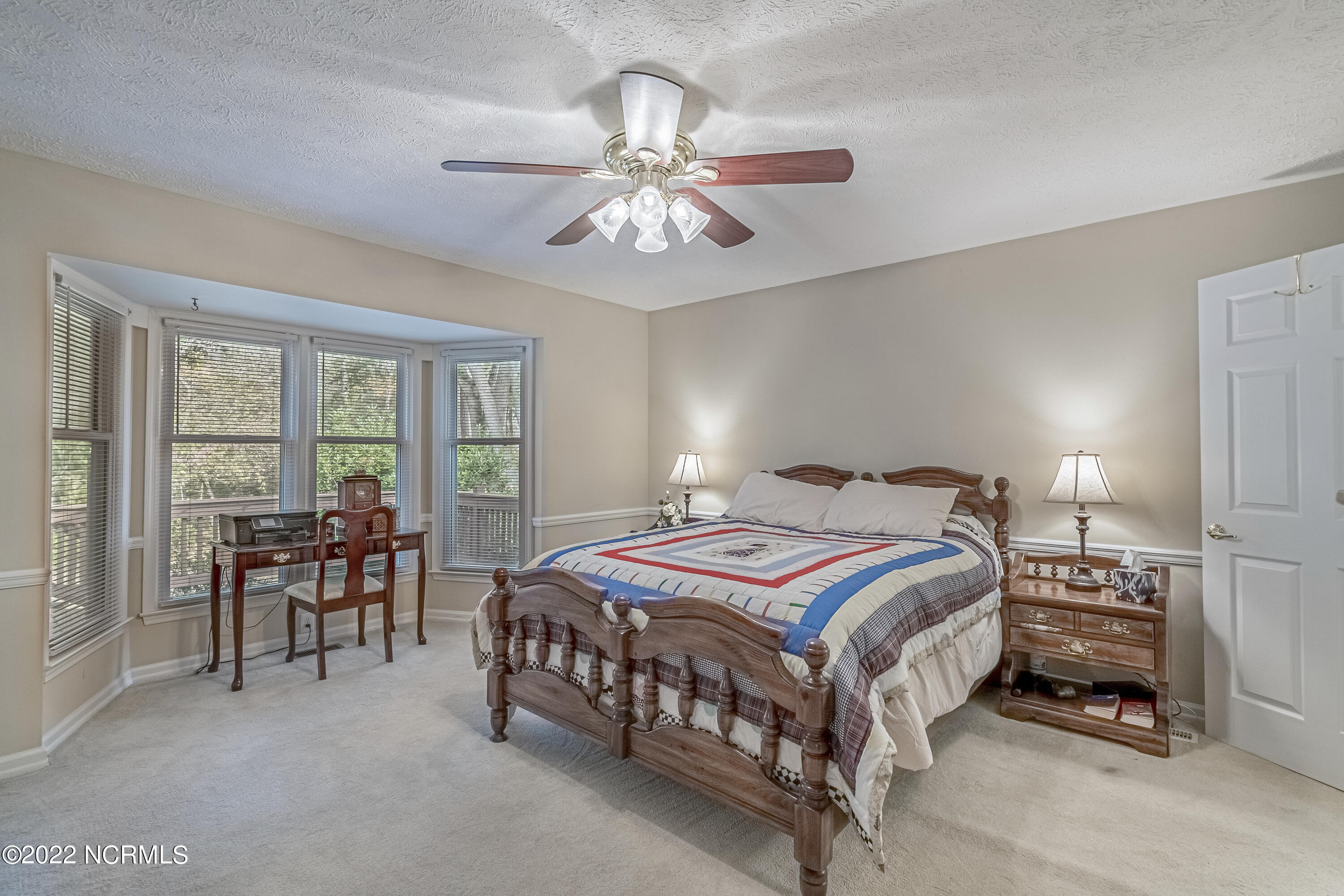 6824 Roberta Road Southwest Ocean Isle Beach, NC 28469 - Photo 18 of 37 Owner's Suite