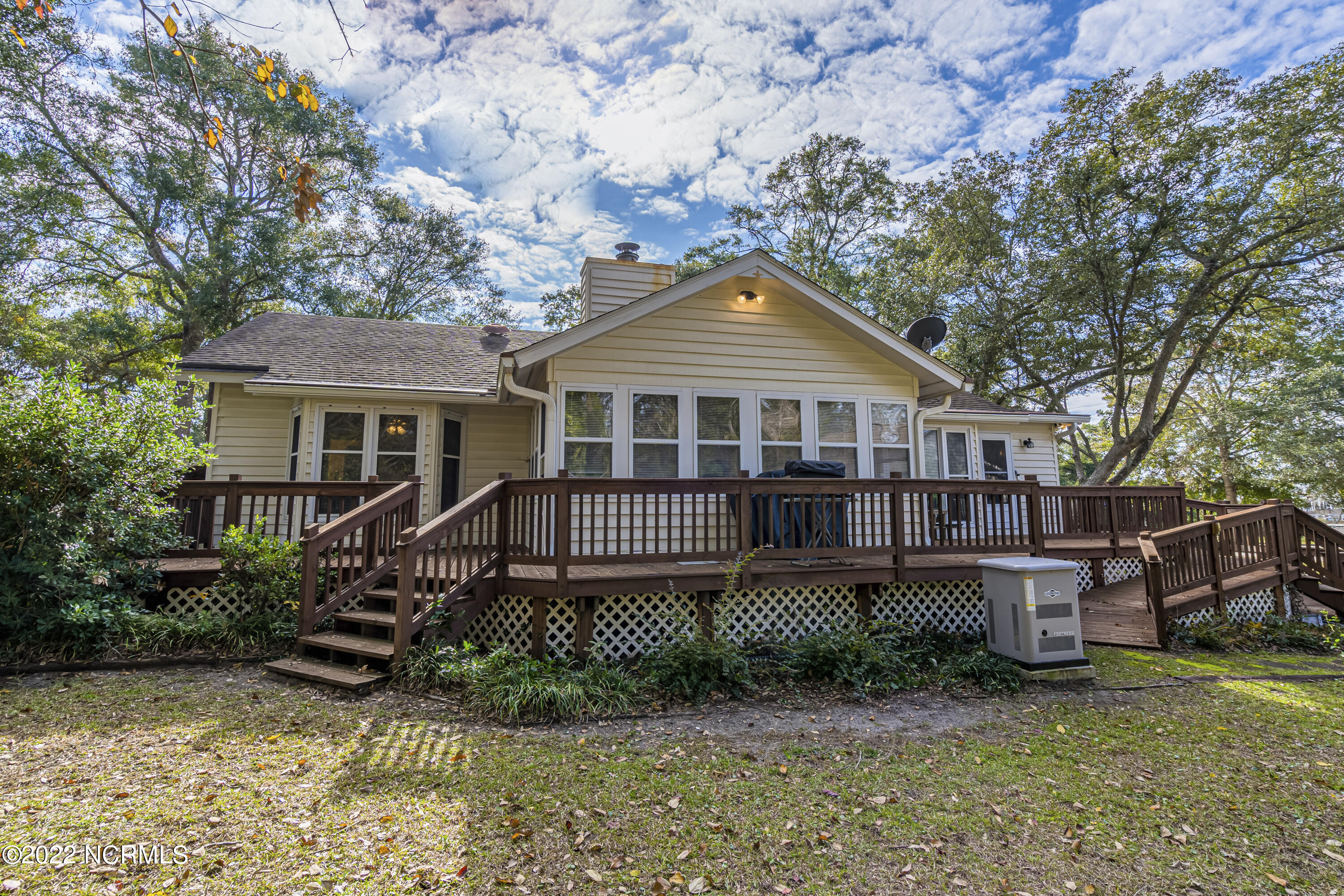 6824 Roberta Road Southwest Ocean Isle Beach, NC 28469 - Photo 34 of 37 Rear Elevation