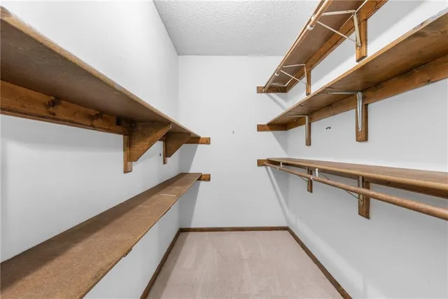 $499,000 | 8280 West 117th Street, Overland Park, KS 66210