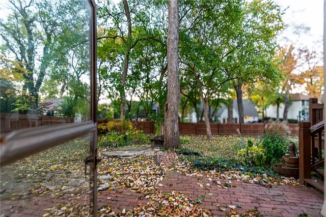 $499,000 | 8280 West 117th Street, Overland Park, KS 66210