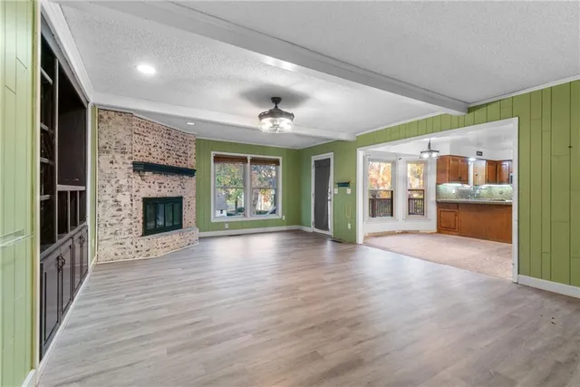 $499,000 | 8280 West 117th Street, Overland Park, KS 66210