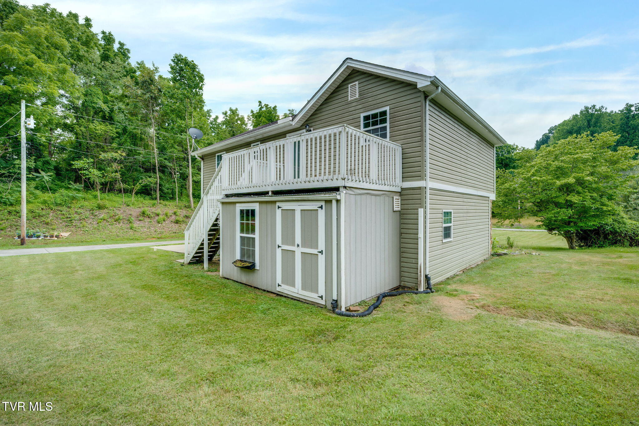 1603 Lone Oak Road Johnson City, TN 37604 - Photo 34 of 36 033