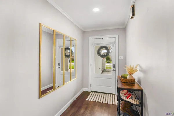 $350,000 | 1402 Levee Drive, Houma, LA 70360