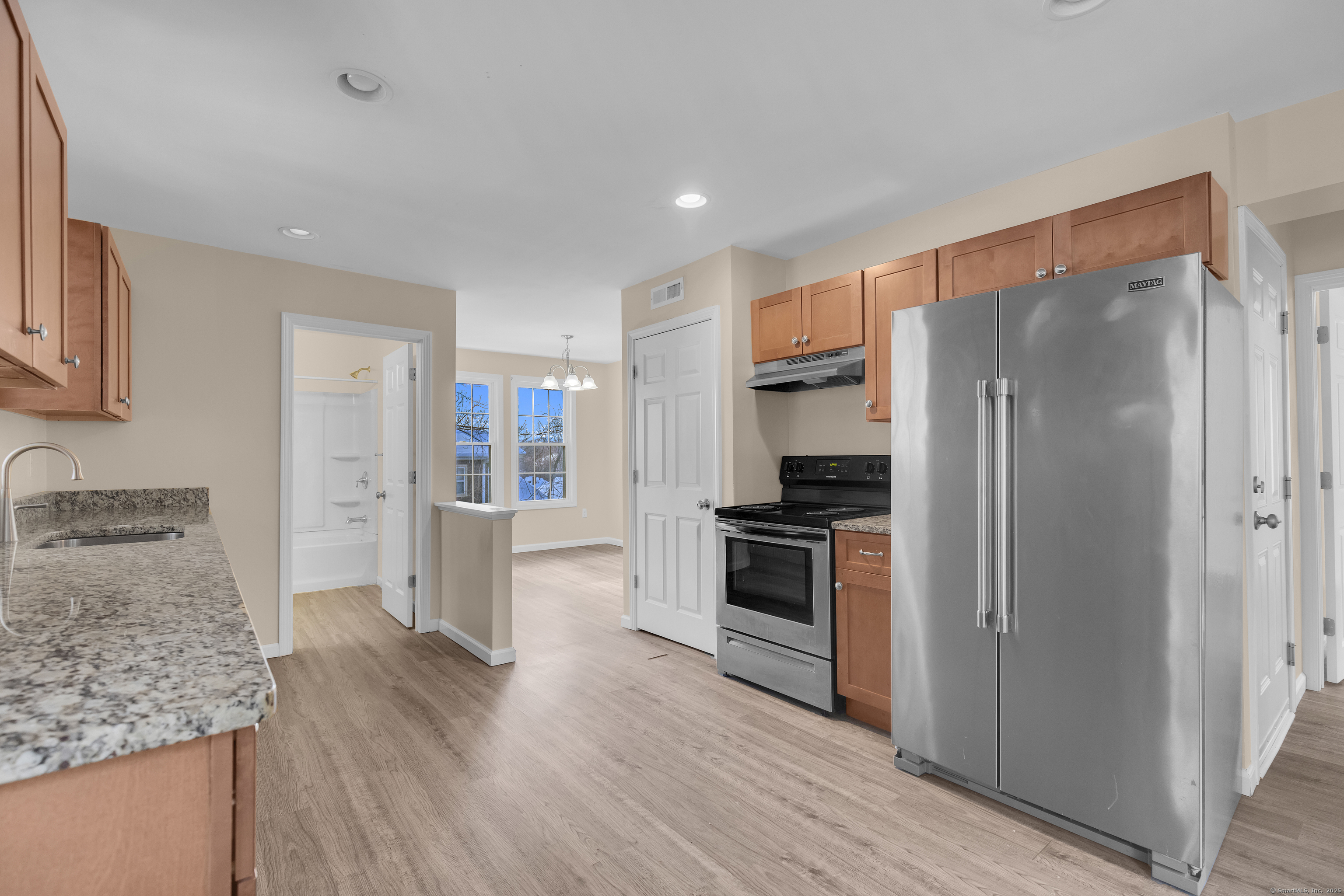 8-10 Rimmondale Street Seymour, CT 06483 - Photo 1 of 28