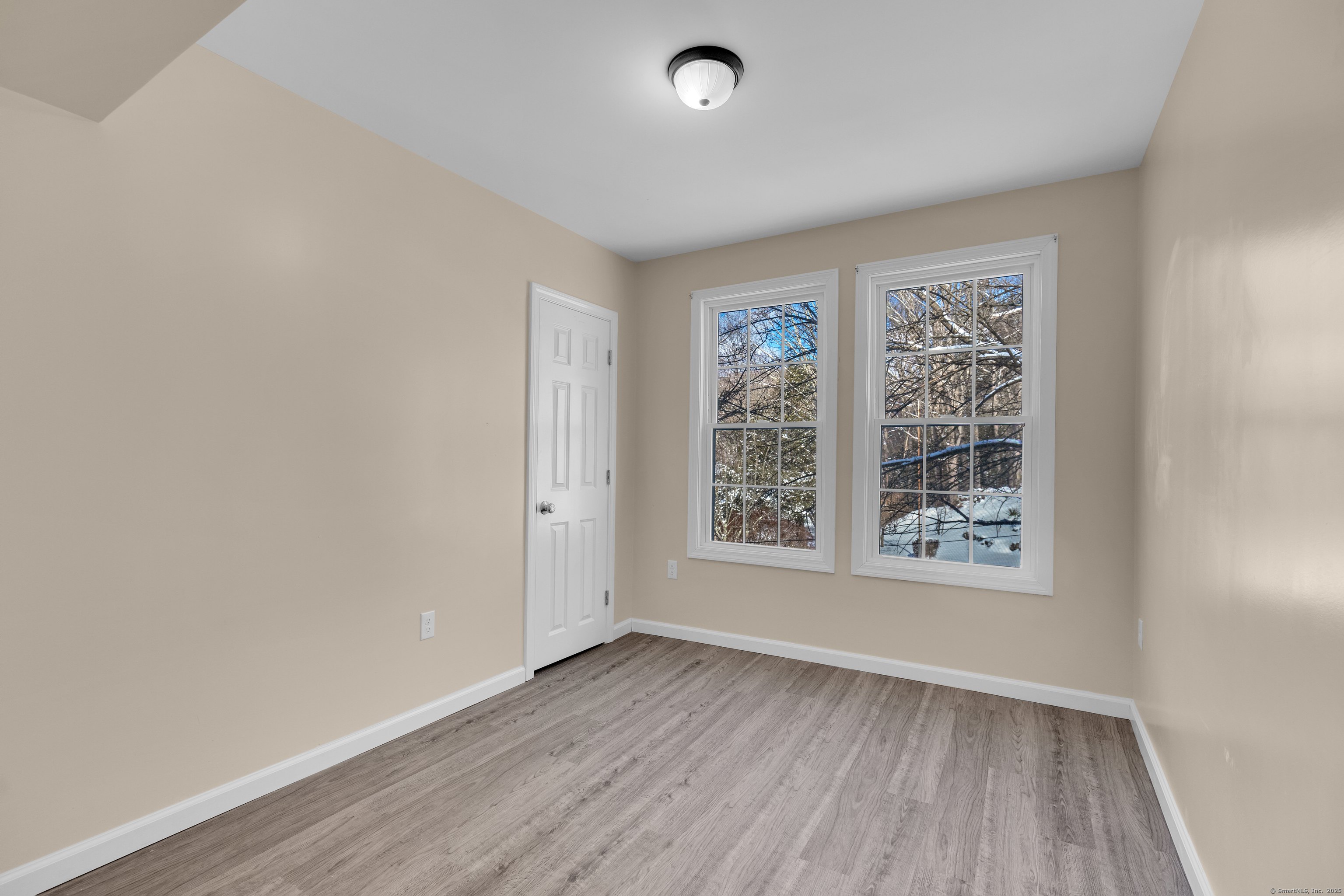 8-10 Rimmondale Street Seymour, CT 06483 - Photo 11 of 28