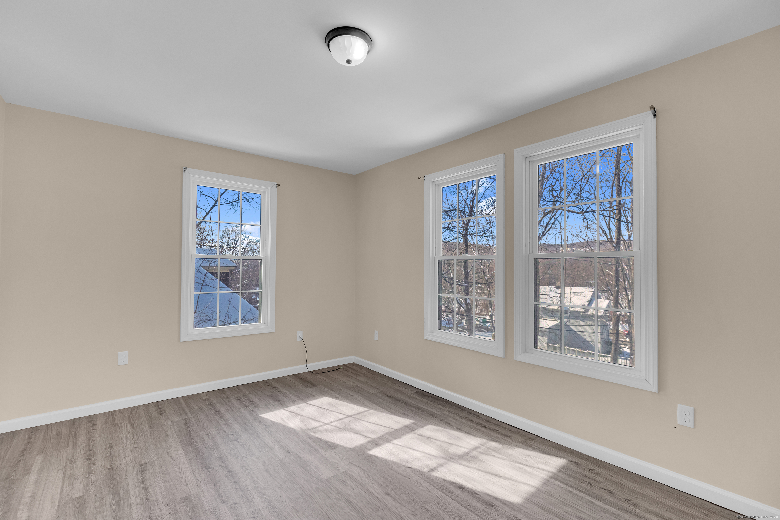 8-10 Rimmondale Street Seymour, CT 06483 - Photo 16 of 28