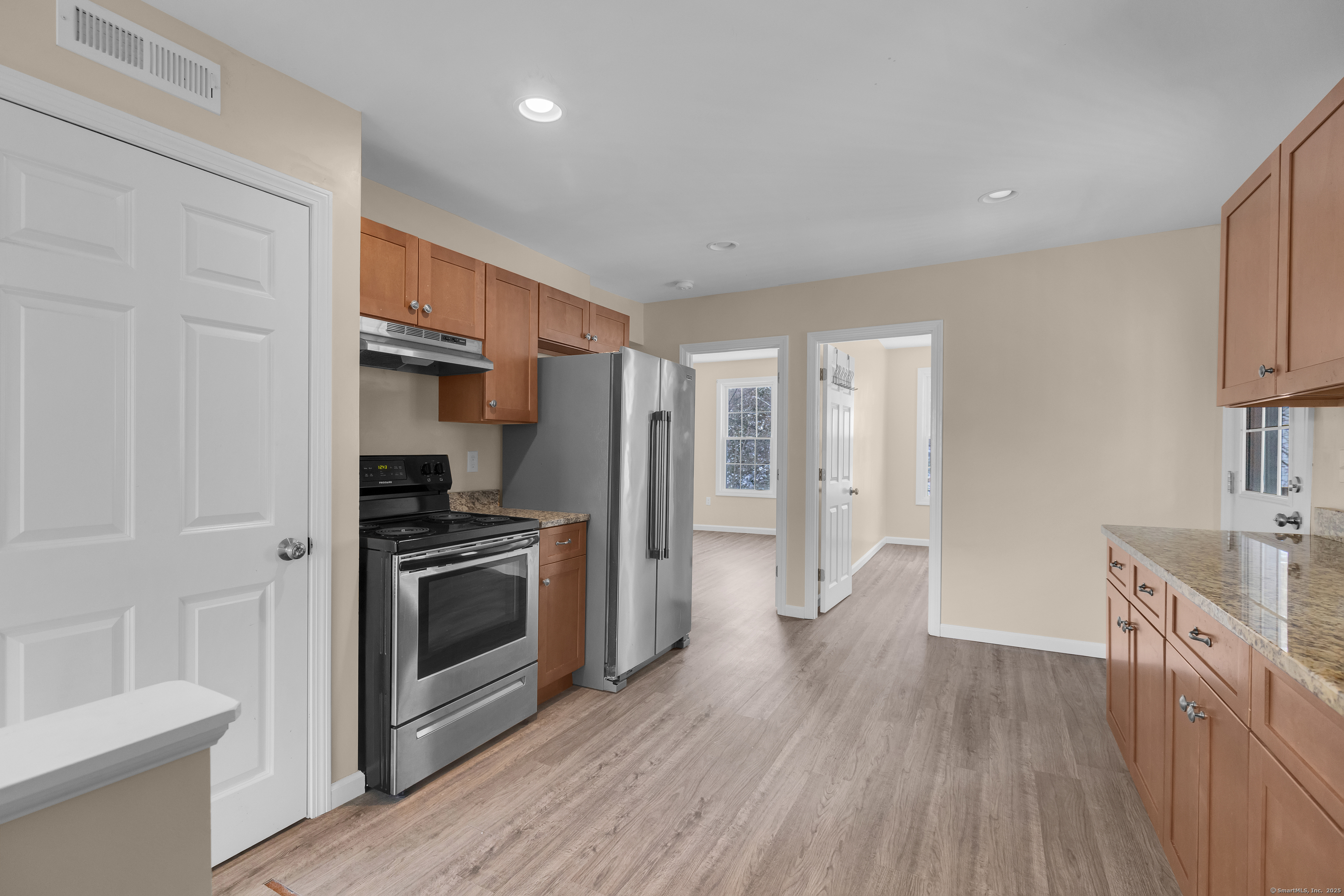 8-10 Rimmondale Street Seymour, CT 06483 - Photo 19 of 28