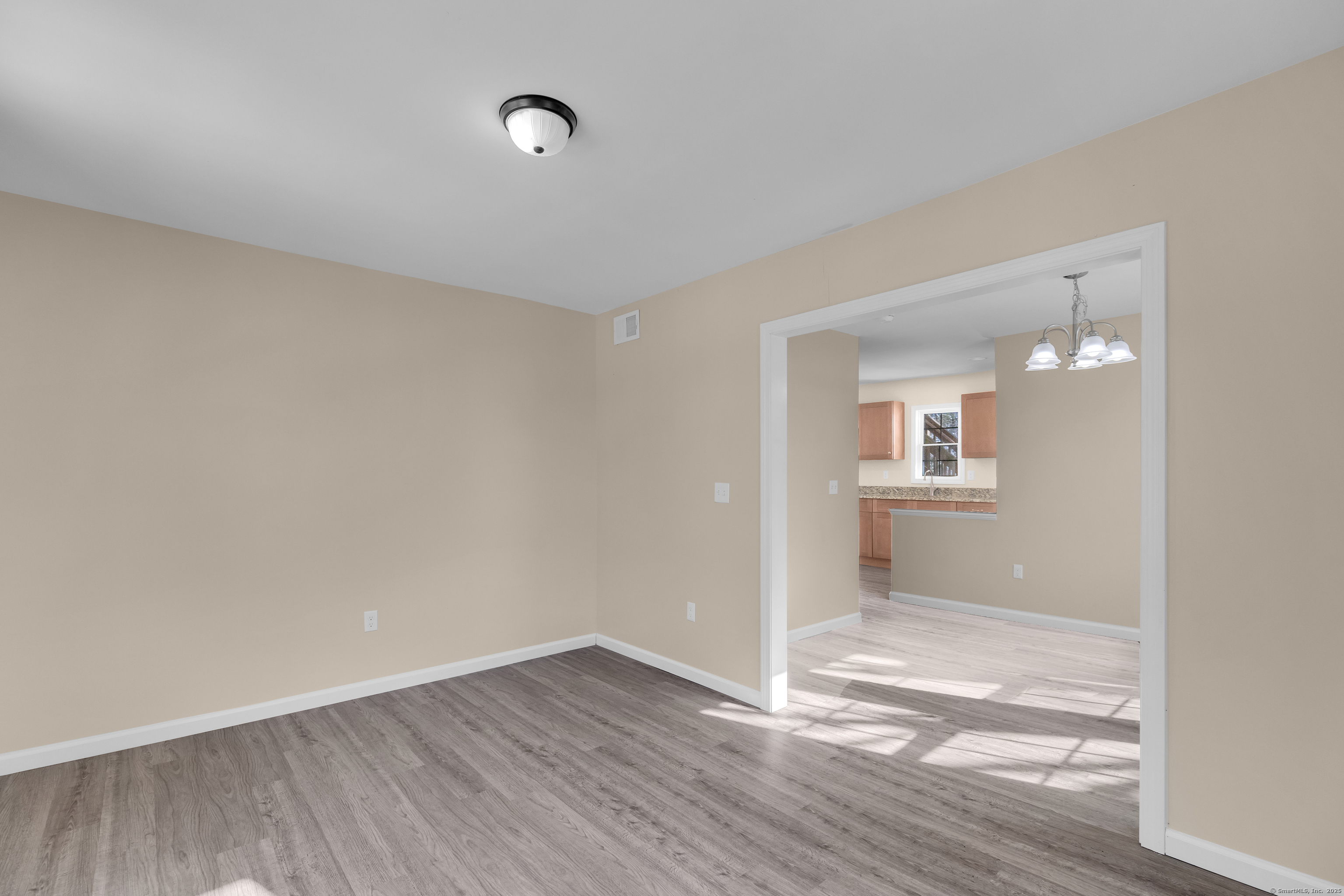 8-10 Rimmondale Street Seymour, CT 06483 - Photo 22 of 28