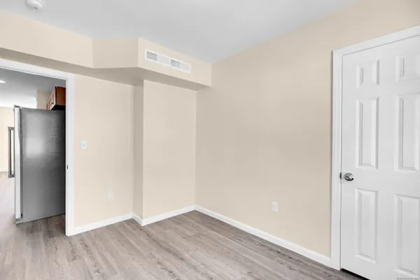 $1,900 | 8-10 Rimmondale Street, Seymour, CT 06483