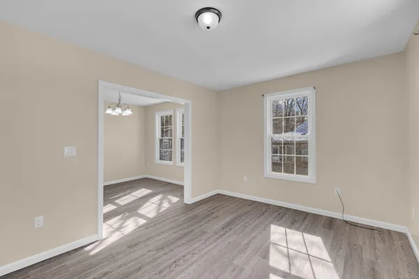 $1,900 | 8-10 Rimmondale Street, Seymour, CT 06483