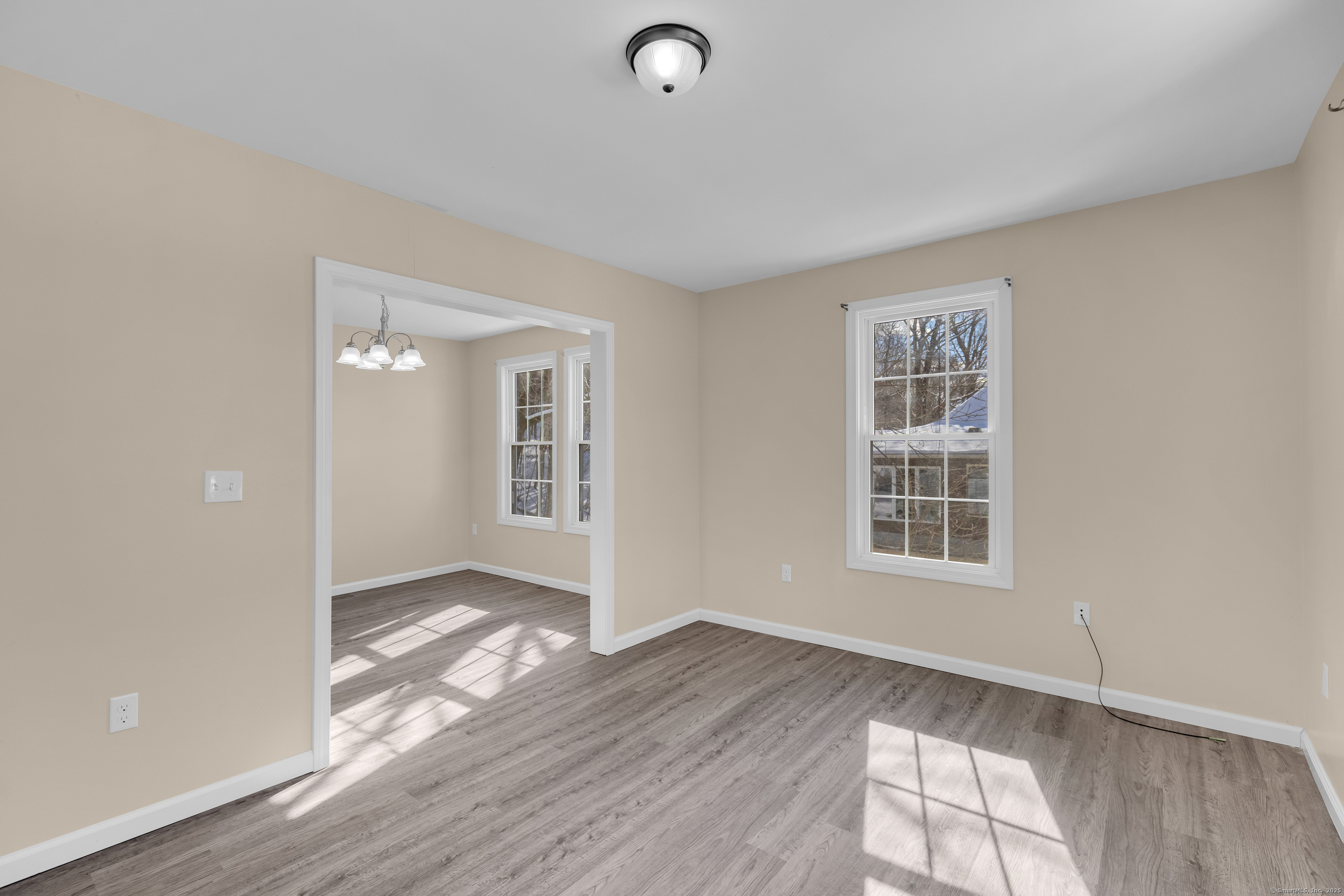 8-10 Rimmondale Street Seymour, CT 06483 - Photo 4 of 28