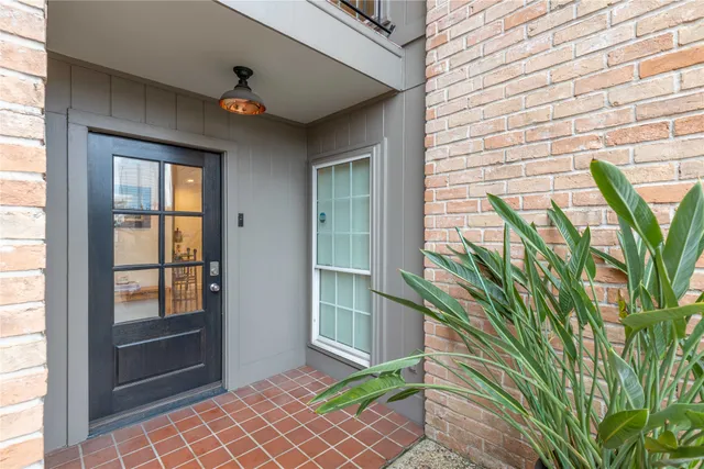 $3,600 | 3139 Bissonnet Street, Houston, TX 77005