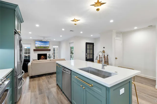 $3,600 | 3139 Bissonnet Street, Houston, TX 77005