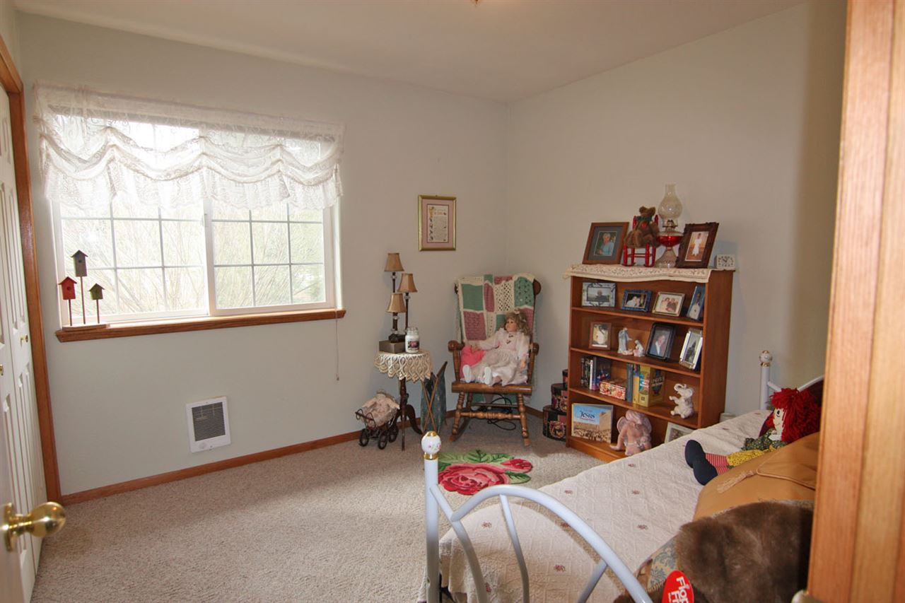 2284 Green Road Newport, WA 99156 - Photo 11 of 19