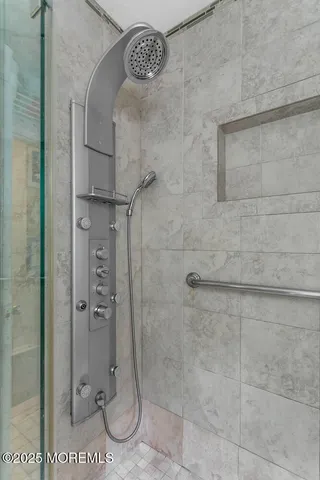 $20,000 | 85 Valley Avenue, Highlands, NJ 07732